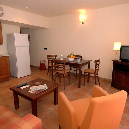 Apartment Pierre & Romana *
